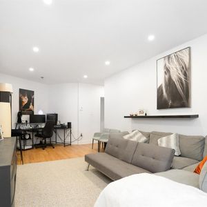 1 Bedroom - 3440 Avenue Ridgewood, Montréal - Photo 3