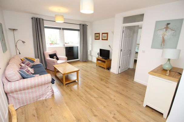 Lotus House, Yoga Way, Worcester Park - Photo 1