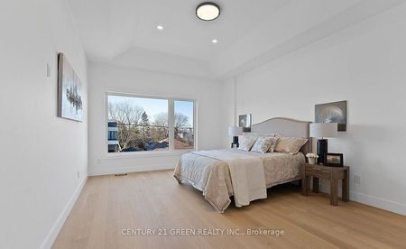 For Lease - 67 Bexhill Avenue Unit# Main & 2nd Floor, Toronto, Ontario - Photo 2