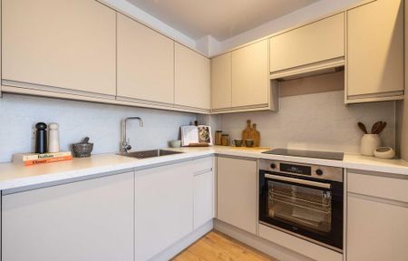 1 bedroom flat to rent - Photo 2