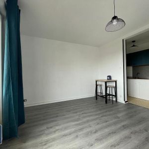 Location Appartement 1 pièce 27m² CLERMONT FERRAND 63000 - Photo 2