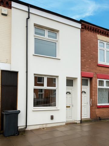 2 bedroom terraced house to rent - Photo 4