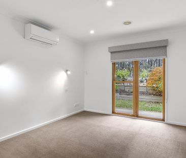 5 Erniold Road, Strathdale - Photo 3