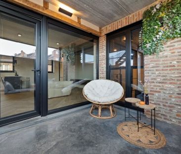 PRACHTIG GERENOVEERD APPARTEMENT MET GARAGE TE HUUR MIDDENIN HET CE... - Photo 5