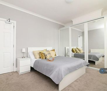 1 bedroom house share for rent in Poplar Road, Birmingham, B66 - Photo 4