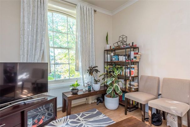 2 bedroom maisonette to rent - Photo 1