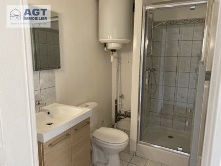Location Appartement 1 pièce BEAUVAIS 60000 - Photo 5