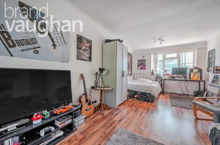 3 bedroom apartment to rent - Photo 3