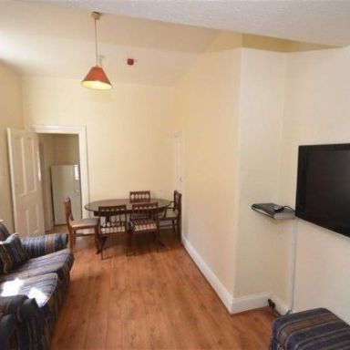 Six Bedroom Student Property - Photo 1