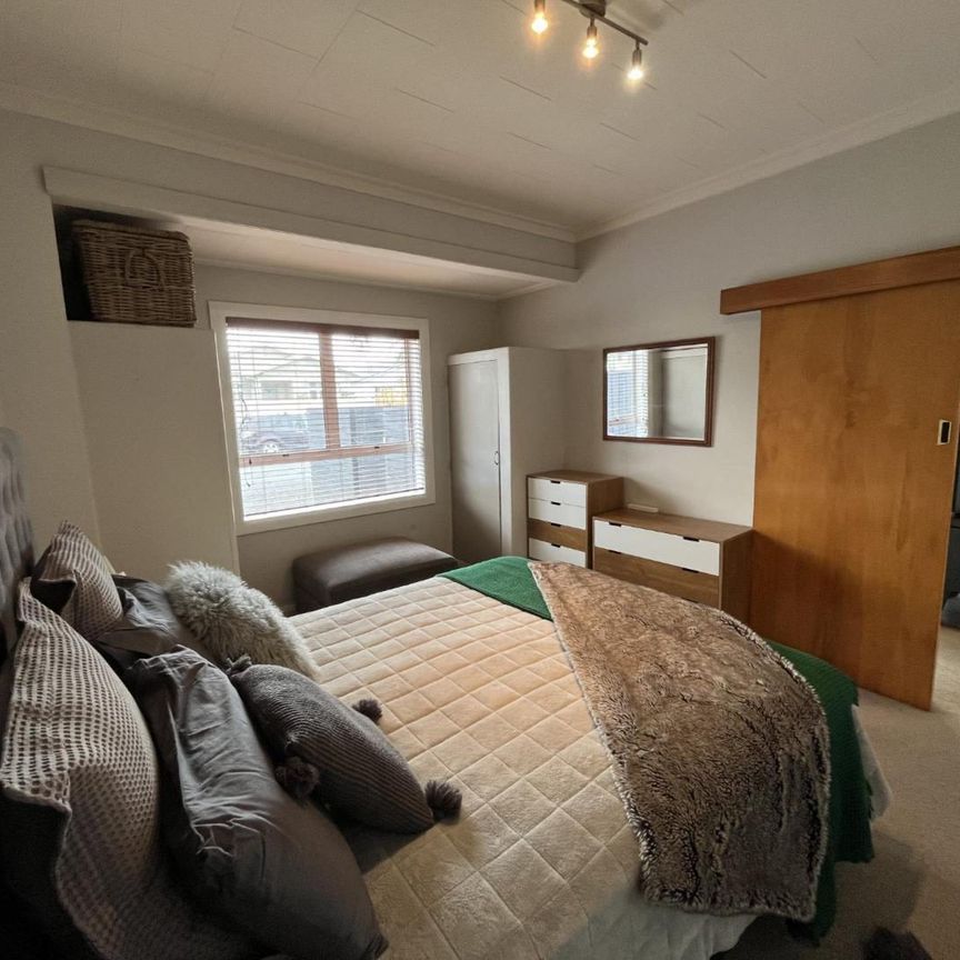 Fully furnishd 2.5 bedroom home - Photo 1