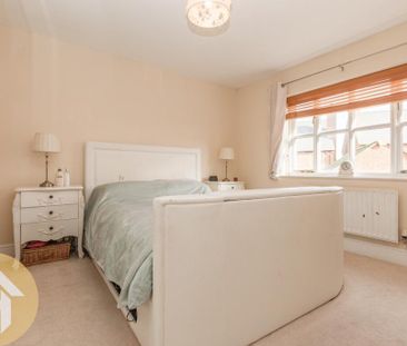 4 bedroom detached house to rent - Photo 1