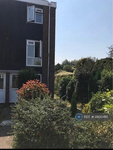 2 bedroom maisonette to rent - Photo 2