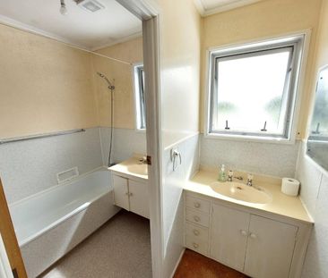 3 Bedroom Unit With Garage - Photo 4