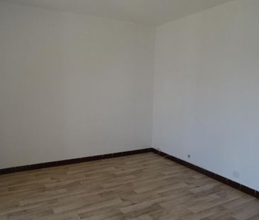 Location Appartement 4 pièces 103m² LOURDES 65100 - Photo 3