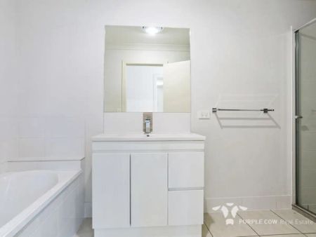 “Family Friendly Home with Large Yard” - Photo 5