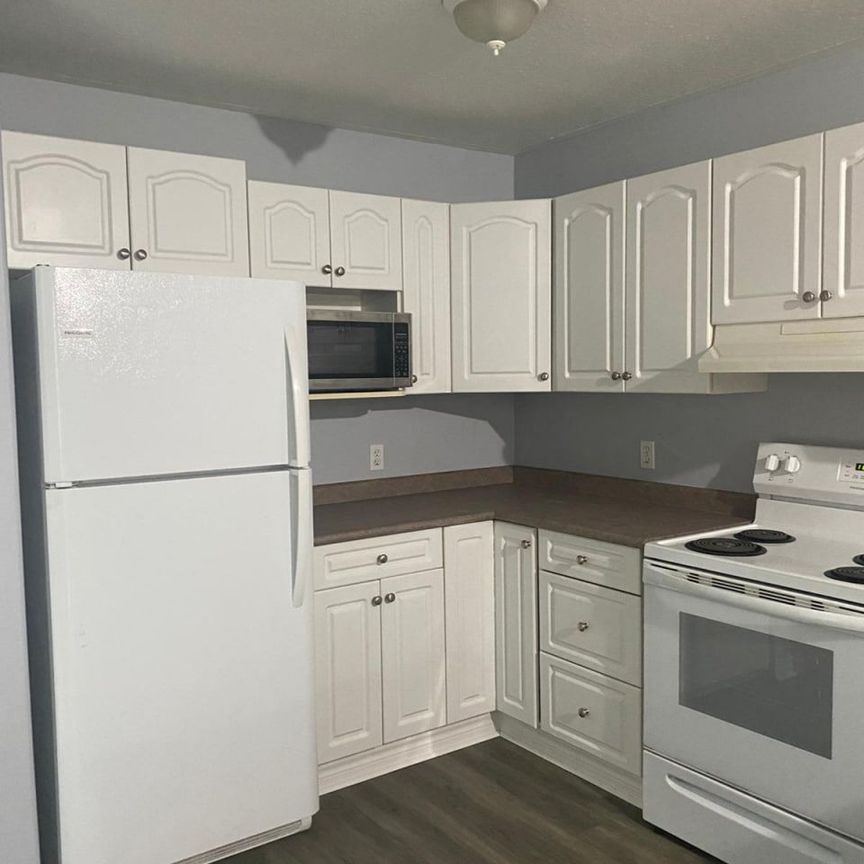 For Lease - 122 Marlborough Street, Brantford, Ontario - Photo 1