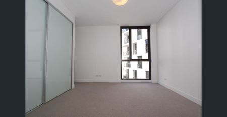Close to USYD, Huge Two Bedder with Garden Views In Harold Park!!! - Photo 4