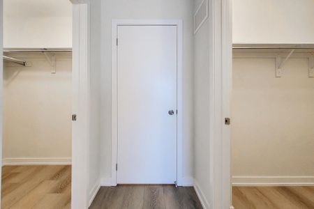 For Lease - 1352 Kaniv Street, Oakville, Ontario - Photo 5