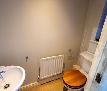 4 bedroom detached house to rent - Photo 6