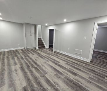 896 Morley Avenue #Lower - Photo 6