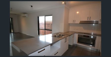 Low Maintenance Home - Photo 5