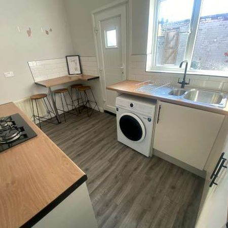 2 bed terraced house to rent in Rydal Road, Darlington, DL1 - Photo 4