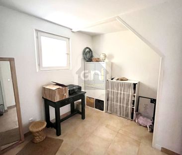 A LOUER Appartement Châteauneuf Du Pape 3 pièce(s) 50 m2 avec balcon, - Photo 2