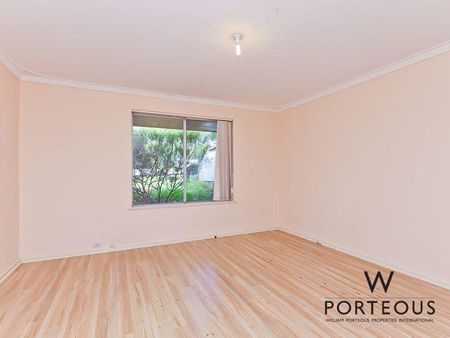 32 Barcoo Avenue, Nedlands WA 6009 - House For Rent - $830 | Domain - Photo 4