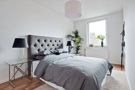 Välplanerad 2:a i populära Mariehäll – uthyres! - Photo 4