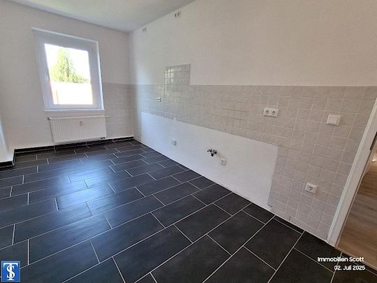 Neu renovierte 4-Zimmer-Wohnung am Stadtrand von Plauen! - Photo 1