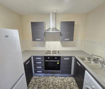 2 bedroom flat to rent - Photo 6