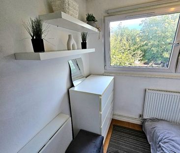 Room in a Shared House, Chilton Street, E2 - Photo 4