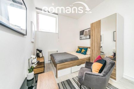 Studio to rent - Photo 2