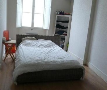 Location Appartement 3 pièces 76m² BORDEAUX 33000 - Photo 3