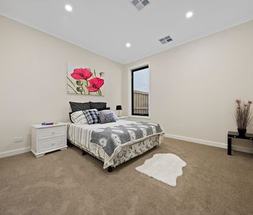 Single residential property located in the Melbourne metropolitan area - Photo 6