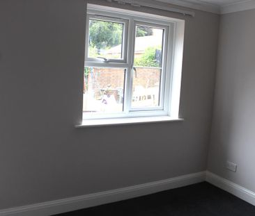 1 bedroom terraced house to rent - Photo 4