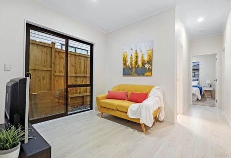 Charming 2BR Granny Flat in Flat Bush - Photo 4