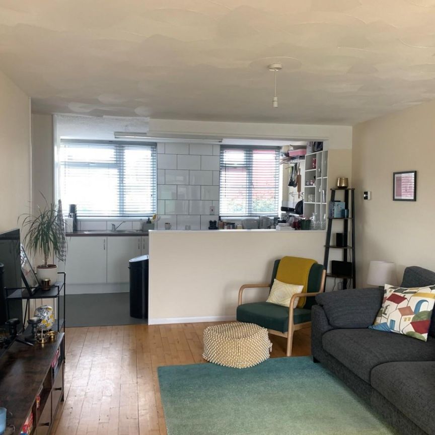 4 bedroom House To Let - Photo 1