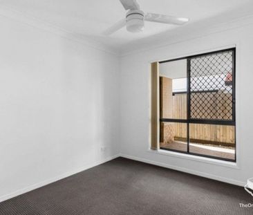 Spacious 3 bedroom villa in great location - Photo 5