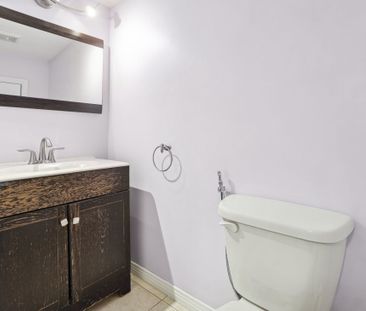 Maison de plain-pied à louer - Laval (Chomedey) (Place Renaud) - Photo 3