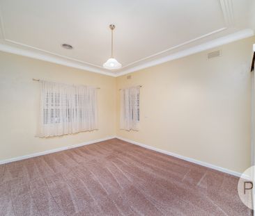 97 Fernleigh Road, Turvey Park NSW 2650 - Photo 3