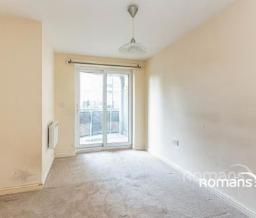 2 bedroom flat to rent - Photo 6