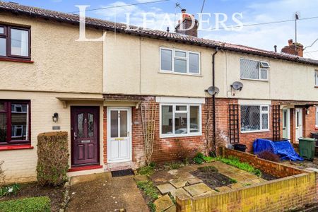 3 bedroom terraced house to rent - Photo 2