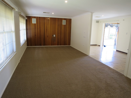 4 Acres Road, 2155, Kellyville Nsw - Photo 2