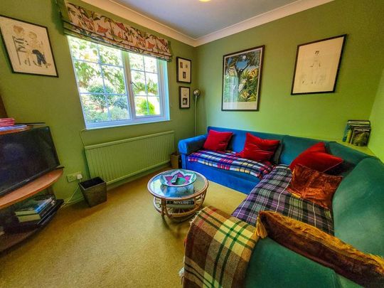 4 bedroom detached house to rent - Photo 1