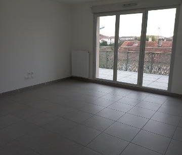 APPARTEMENT T3 LA VERPILLIERE - Photo 1