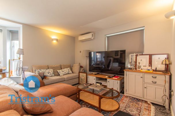 References Pending - 1 bed Flat - Photo 1