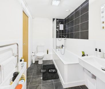 2 bedroom apartment to rent - Photo 2