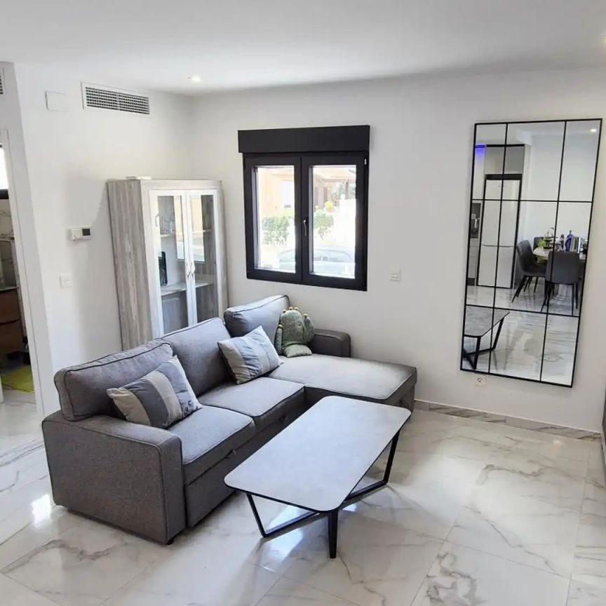 Torrevieja - Photo 1