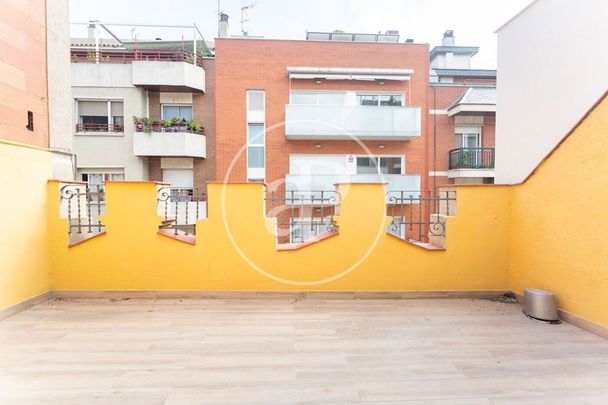 4 bedroom luxury Villa for rent in Barcelona, Catalonia - Photo 1